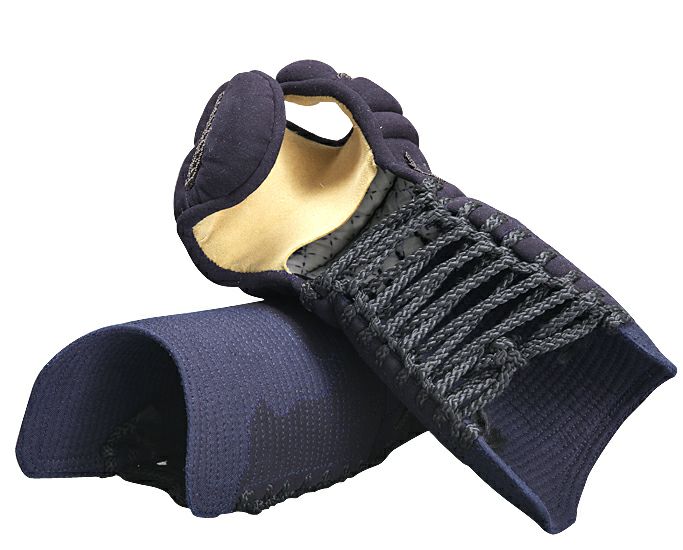 「源心 (げんしん)」4ミリ人工革ミシン剣道防具甲手【剣道防具・小手・篭手】【ﾐｼﾝ刺･機械刺】