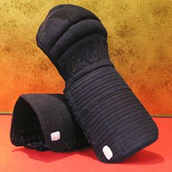 「木鶏」純国産 実戦型ミシン刺紺奴甲手【小手・ﾐｼﾝ刺･機械刺】