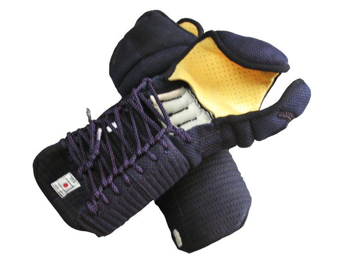 「木鶏」純国産 実戦型ミシン刺紺奴甲手【小手・ﾐｼﾝ刺･機械刺】