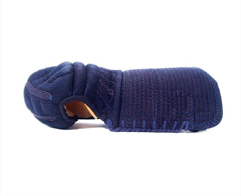 【防具セレクト対象商品】「源武」6ミリ織刺フィットステッチ機械刺防具甲手【小手・ﾐｼﾝ刺･機械刺】