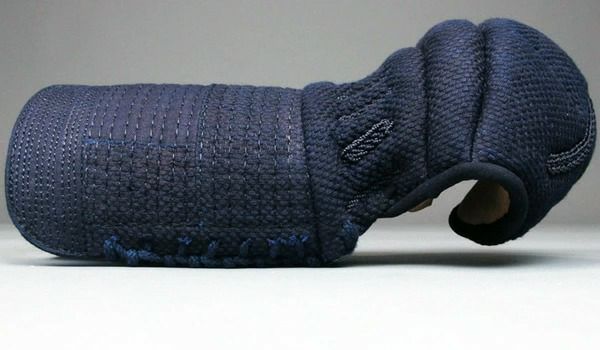 「龍泉(りゅうせん)」純国産 総織刺応じ型甲手【小手・ﾐｼﾝ刺･機械刺】