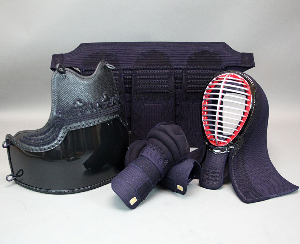 「旭峰(きょくほう)」6mm紺革具の目刺 剣道防具セット