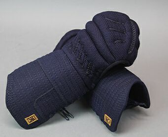 「天」極厚8㎜織刺剣道防具 甲手単品【小手・ﾐｼﾝ刺･機械刺】
